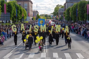 Jelgava ar gājienu un dažādiem pasākumiem svin pilsētas svētkus 10