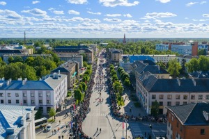 Jelgava ar gājienu un dažādiem pasākumiem svin pilsētas svētkus 4