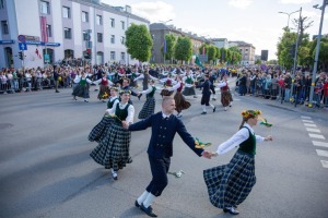 Jelgava ar gājienu un dažādiem pasākumiem svin pilsētas svētkus 8