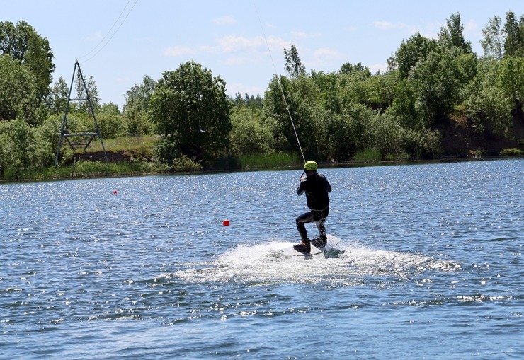 Nr.3: Izbaudām «Wakepark Saldus» piedāvājumu pie ainaviskās Sātiņu-Sesiles ūdenskrātuves 393399
