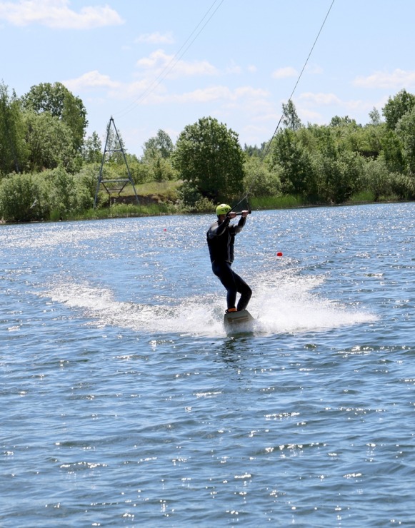 Nr.3: Izbaudām «Wakepark Saldus» piedāvājumu pie ainaviskās Sātiņu-Sesiles ūdenskrātuves 393402