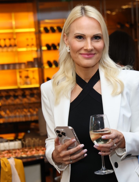 Ienākošā tūrisma firma «Balticvision Riga» ar svinīgu pasākumu atzīmē 15 gadu jubileju «Radisson Blu Elizabete Hotel» 394184