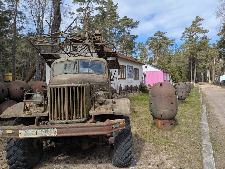 Vietas, kur vēsture joprojām runā - ieskats Baltijas militārajos objektos 394234