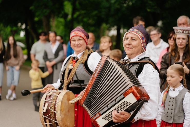 Koši aizvada Nīcas pagasta svētkus 394538