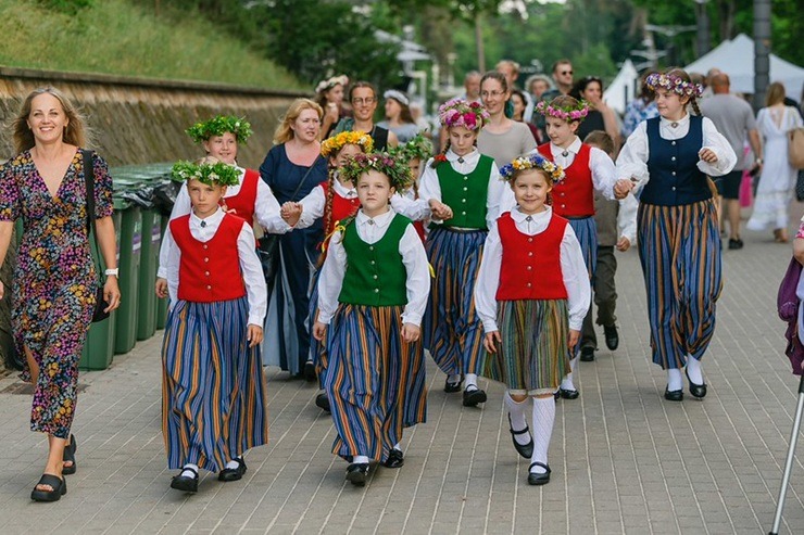Jūrmala: Dzintaros svin vasaras saulgriežus 394624