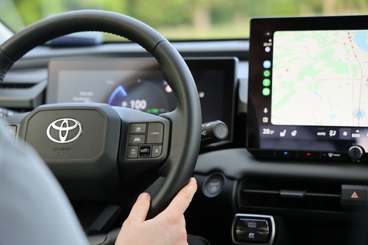 Sadarbībā ar «SIXT Latvia» un «Toyota RAV4» (no 30 eiro dienā) ceļojam Latvijas vasarā 394780