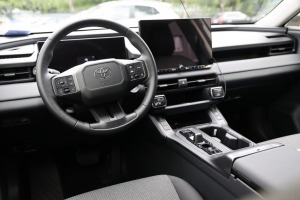 Sadarbībā ar «SIXT Latvia» un «Toyota RAV4» (no 30 eiro dienā) ceļojam Latvijas vasarā 21