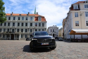 Sadarbībā ar «SIXT Latvia» un «Volvo XC90» (no 55 eiro dienā) apceļojam Latvijas galvaspilsētu 4