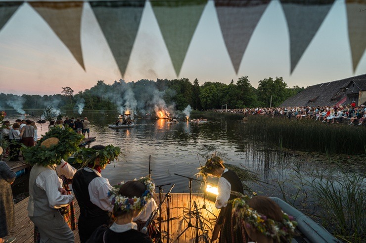 Ieskandina «Liepāja – Eiropas kultūras galvaspilsēta 2027» projektu «Ziemeļu saulgrieži» Dienvidkurzemē 394858