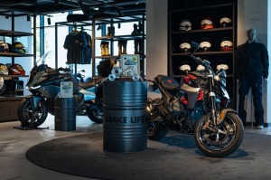 BMW triumfē konkursā «Latvijas Gada motocikls 2026» – BMW R 1300 R iegūst galveno balvu 3