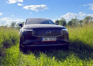 Sadarbībā ar «SIXT Latvia» un «Volvo XC90» (no 55 eiro dienā) apceļojam Latgali 26