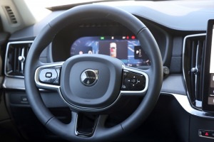 Sadarbībā ar «SIXT Latvia» un «Volvo XC90» (no 55 eiro dienā) apceļojam Latviju 24