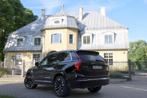 Sadarbībā ar «SIXT Latvia» un «Volvo XC90» (no 55 eiro dienā) apceļojam Latviju 8