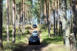 «Cayenne Road Show 2026» ietvaros dažādās trasēs iepazīstam jauno «Porsche Cayenne Electric» un «Porsche 911» modeļus 8