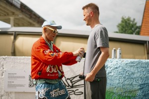 9