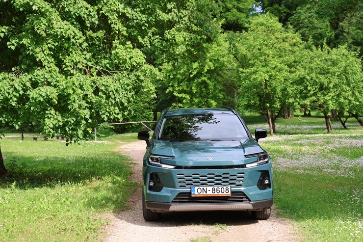 Apceļojam Latviju sadarbībā ar «SIXT Latvia» un «Toyota RAV4» (no 30 eiro dienā) 395820