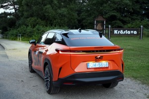 Sadarbībā ar «SIXT Latvia» un «Lexus RZ 500e» (no 850 eiro mēnesī) apceļojam Krāslavas novadā 15
