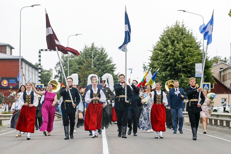 Līvāni daudzpusīgi svin pilsētas simtgadi 396001
