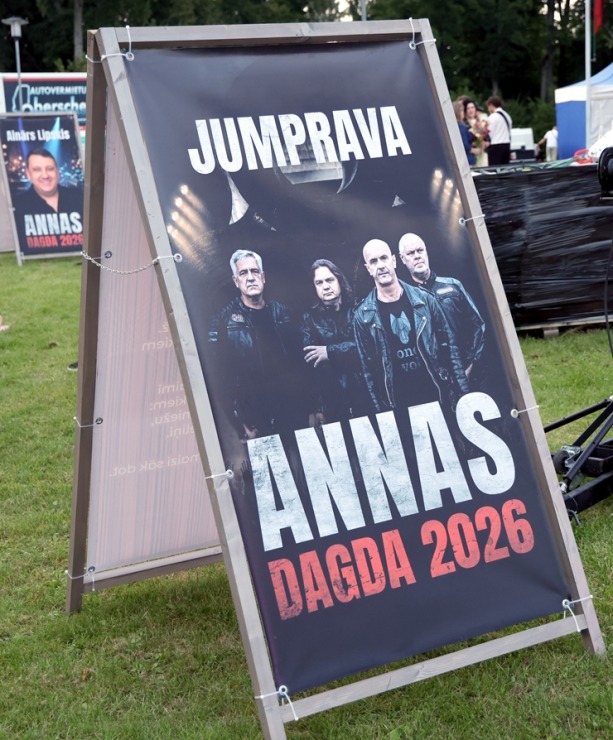 Annas dienas Krāslavas novada Dagdā apmeklē liels vietējo un pilsētas ciemiņu skaits 396222