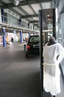 Mercedes-Benz aksesuāri arī braucējam no apakškrekla līdz zobu birstei 18951