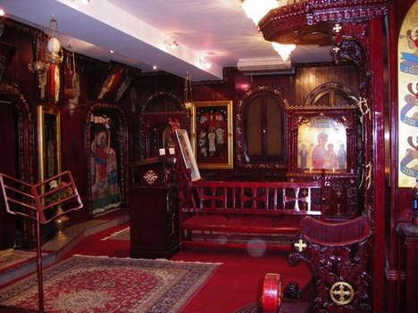Baznīcas zāle 19953
