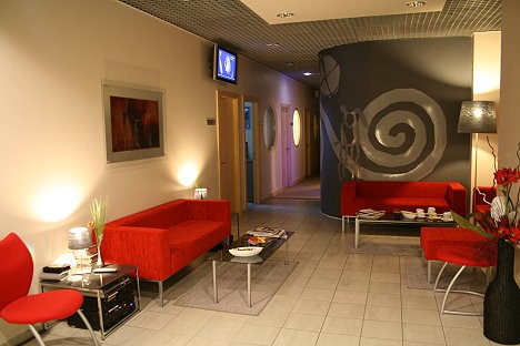 SPA centrs ir atvērts katru dienu no plkst. 7:00 līdz plkst. 23:00(pēc pieprasījuma ilgāk un banketu gadījumos visu nakti) SPA centrs ir atvērts katru dienu no plkst. 7:00 līdz plkst. 23:00(pēc pieprasījuma ilgāk un banketu gadījumos visu nakti) 20763
