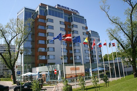 Vakardien, 27. maijā, viesnīcā Islande Hotel tika atklāta augstākā terase Mīvatna vēji 22631
