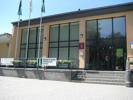 Druskininaki Tūrisma un biznesa informācijas centrs atrodas ~700 m no pilsētas centra, proti, Gardino gatve 3 22888