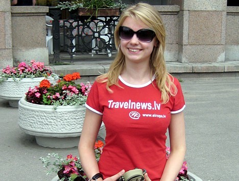 Travelnews.lv devās Rīgas ielās, lai noskaidrotu, kur tad Latvijas iedzīvotāji pavada šo vasaru.
Skolniece Arta ceļos pa Itālijas kalniem ar tūropera 23716