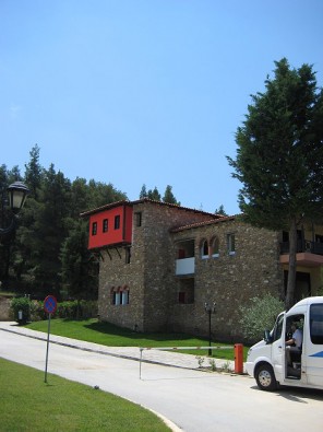 Viesnīca ir uzcelta 2001. gadā 23749