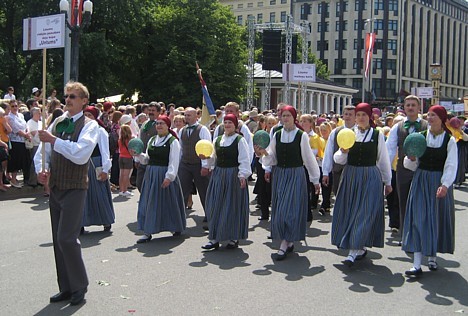 20080707-dziesmu sveetku gaajiens2 380 24631