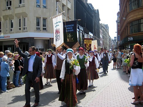 20080707-dziesmu sveetku gaajiens2 1082 24669