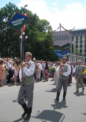 20080707-dziesmu sveetku gaajiens2 607 24747
