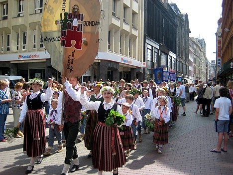 20080707-dziesmu sveetku gaajiens2 1238 24764