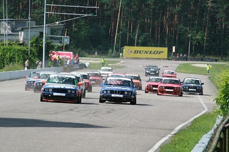Nākamais BaTCC čempionāta posms 9.-10. augustā Pērnavā!
Bet tiem, kas nevēlas tik ilgi gaidīt iesakam doties uz Palangas 1000 km sacīksti jau šajā ne Nākamais BaTCC čempionāta posms 9.-10. augustā Pērnavā!
Bet tiem, kas nevēlas tik ilgi gaidīt iesakam doties uz Palangas 1000 km sacīksti jau šajā ne 25274
