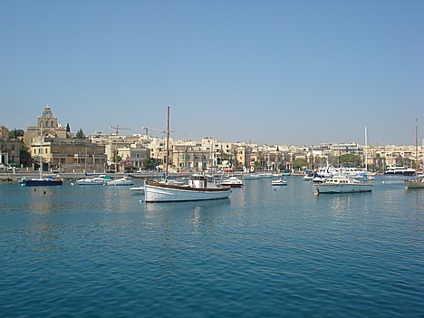 Viena no piedāvātajām vietām ,kur doties ir Gozo sala. Gozo sala tiek uzskatīta par leģendārās burves Kalipso mājokli. Saukta par Viena no piedāvātajām vietām ,kur doties ir Gozo sala. Gozo sala tiek uzskatīta par leģendārās burves Kalipso mājokli. Saukta par