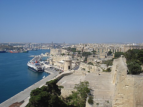Panorāma uz ostu un trim pilsētām - Vittoriosa, Cospicua un Senglea 25688