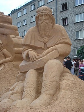 Tik liels smilšu apjoms vienotas skulpturālās grupas izveidei Baltijas valstīs līdz šim nav izmantots Tik liels smilšu apjoms vienotas skulpturālās grupas izveidei Baltijas valstīs līdz šim nav izmantots 26247