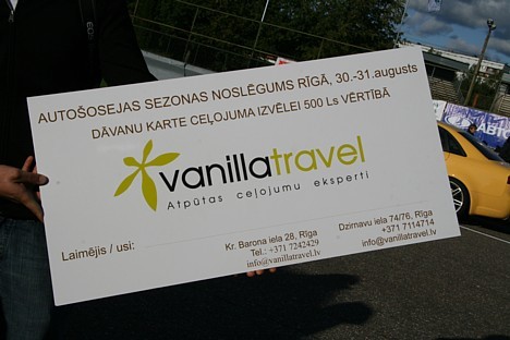 Ceļojumu aģentūra Vanilla Travel dāvāja autosacīkšu viesiem dāvanu karti 500 LVL vērtībā - sīkāka informācija - www.vanillatravel.lv Ceļojumu aģentūra Vanilla Travel dāvāja autosacīkšu viesiem dāvanu karti 500 LVL vērtībā - sīkāka informācija - www.vanillatravel.lv 27063
