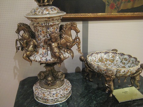 Seni porcelāna trauki 27212