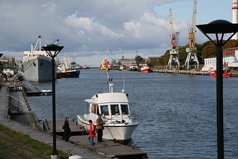 Daudzi liepājnieki sapņo, ka viņu ostā varētu ienākt ne tikai kravas kuģi, bet arī regulāri kruīzu kuģi Daudzi liepājnieki sapņo, ka viņu ostā varētu ienākt ne tikai kravas kuģi, bet arī regulāri kruīzu kuģi 28020