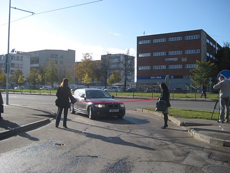 Mērķis ir sasniegts!!! Tikai dažas minūtes pēc 11:00 BalticTravelnews.eu uzņēmuma automašīna pēc maršruta Rīga-Liepāja-Klaipēda-Kauņa-Daugavpils-Rīga Mērķis ir sasniegts!!! Tikai dažas minūtes pēc 11:00 BalticTravelnews.eu uzņēmuma automašīna pēc maršruta Rīga-Liepāja-Klaipēda-Kauņa-Daugavpils-Rīga 28089
