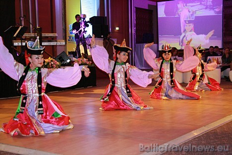 Mongolijas cirka mākslinieki 28718
