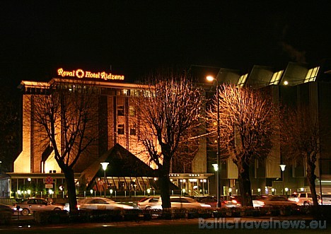 Reval Hotel Rīdzene (www.revalhotels.com) ikdienas apgaismojums kopējā gaismas spēlē iegūst papildu noskaņu. Reval Hotel Rīdzene (www.revalhotels.com) ikdienas apgaismojums kopējā gaismas spēlē iegūst papildu noskaņu. 28924