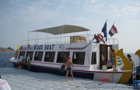 No Domina Coral Bay pantona kursē jahta ar stikla grīdu - brīnišķīga iespēja iepazīties ar zemūdens pasauli, gan pieaugušajiem, gan pašiem mazākajiem No Domina Coral Bay pantona kursē jahta ar stikla grīdu - brīnišķīga iespēja iepazīties ar zemūdens pasauli, gan pieaugušajiem, gan pašiem mazākajiem 29144