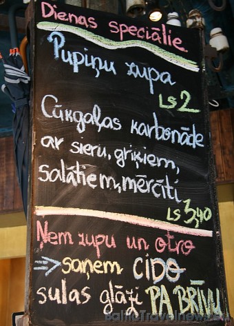 Te var ne tikai nobaudīt garšīgus ēdienus, bet arī lieliskus kokteiļus - gan klasiskos, gan arī vēl kaut ko nebaudītu un nepieredzētu Te var ne tikai nobaudīt garšīgus ēdienus, bet arī lieliskus kokteiļus - gan klasiskos, gan arī vēl kaut ko nebaudītu un nepieredzētu 31056
