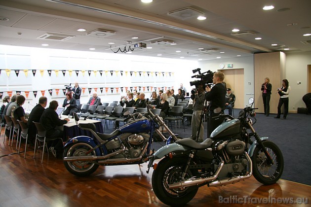 Preses konfrences dalībnieki: Sia Motofavorīts valdes priekšsēdētājs Gatis Panavs, SIA Dzintaru Koncertzāle valdes priekšsēdētājs Andrejs Kondratjuks, Preses konfrences dalībnieki: Sia Motofavorīts valdes priekšsēdētājs Gatis Panavs, SIA Dzintaru Koncertzāle valdes priekšsēdētājs Andrejs Kondratjuks, 31413