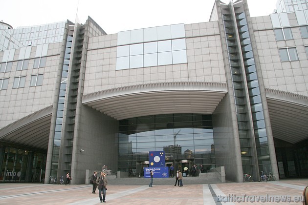 Travelnews.lv sadarbībā ar Eiropas Parlamenta ETP-ED grupu iepazinās ar Eiropas Parlamentu, kas atrodas Briselē Travelnews.lv sadarbībā ar Eiropas Parlamenta ETP-ED grupu iepazinās ar Eiropas Parlamentu, kas atrodas Briselē 32499
