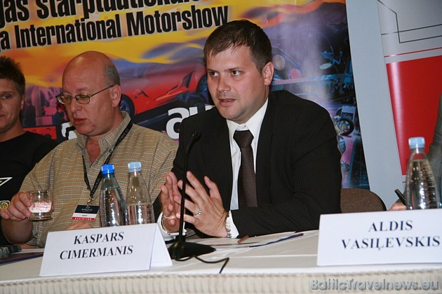 Autošova direktors Kaspars Cimermanis sola, ka Daudz plašāk nekā iepriekšējā gadā izstādē būs pārstāvēti dažādu marku autoentuziastu klubi un autospor Autošova direktors Kaspars Cimermanis sola, ka Daudz plašāk nekā iepriekšējā gadā izstādē būs pārstāvēti dažādu marku autoentuziastu klubi un autospor 32842