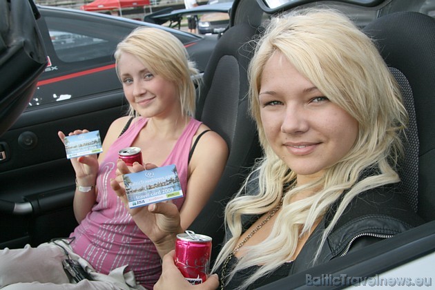 Daudzi pazīst BalticTravelnews.com īpašo karti Travel card 2009, kas ļauj baudīt Latvijas labākajos restorānos kafiju vai tēju bez maksas Daudzi pazīst BalticTravelnews.com īpašo karti Travel card 2009, kas ļauj baudīt Latvijas labākajos restorānos kafiju vai tēju bez maksas 35806